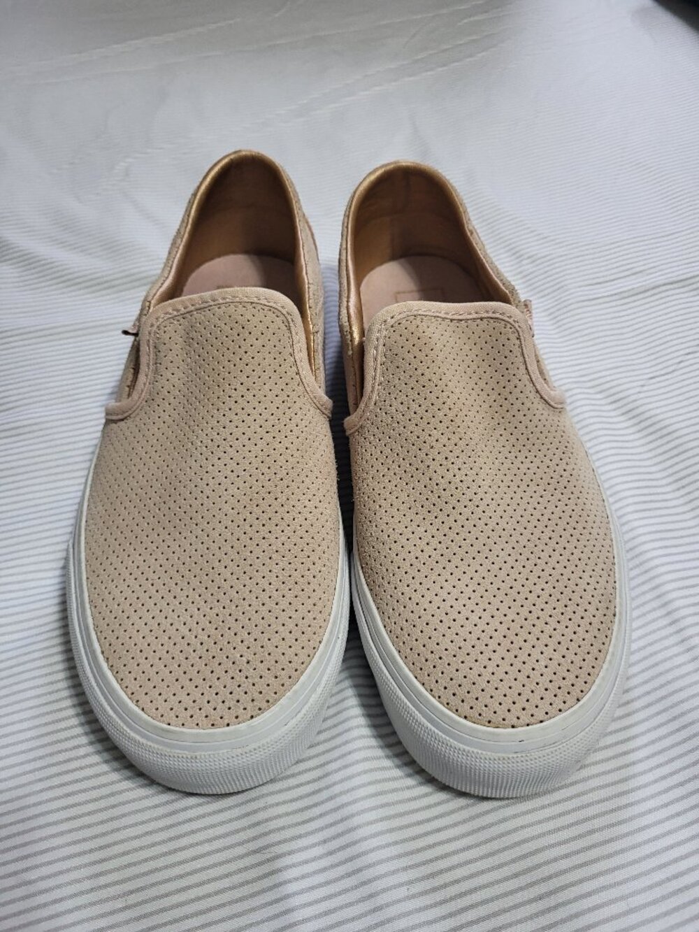 Vans Asher Deluxe Blush Pink Perforated Suede Slip-On Sneakers Women's 7.5